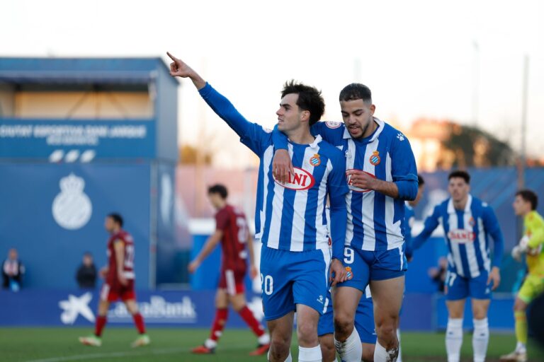 Álex Almansa anuncia su salida del Espanyol